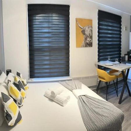 Central London Studio 1Bedroom ภายนอก รูปภาพ
